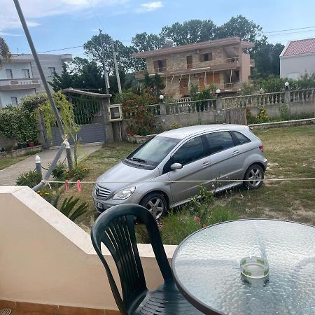 Hotel Vila Andi Zverneci Zewnętrze zdjęcie