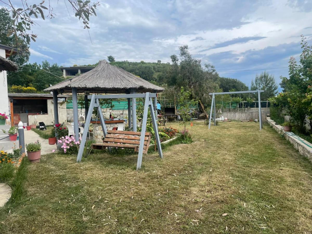 Hotel Vila Andi Zverneci Zewnętrze zdjęcie