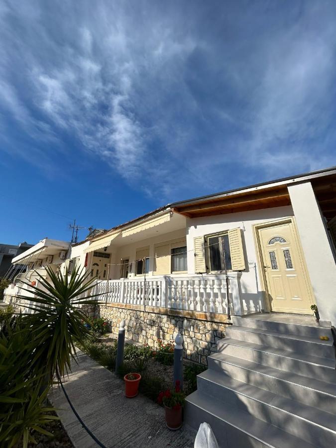 Hotel Vila Andi Zverneci Zewnętrze zdjęcie
