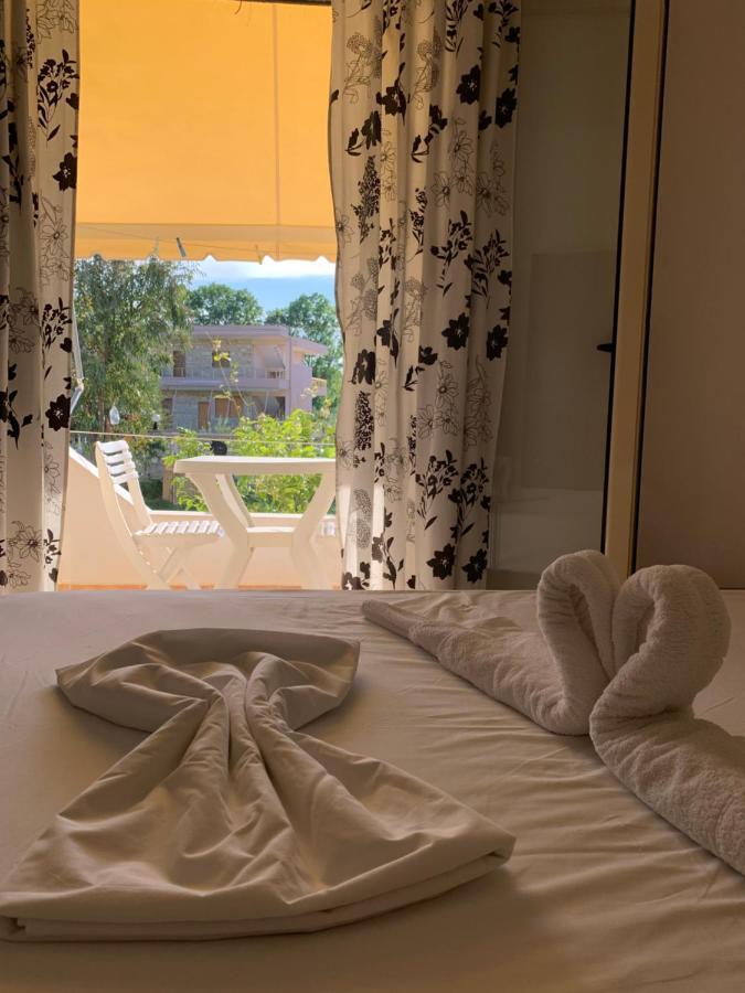Hotel Vila Andi Zverneci Zewnętrze zdjęcie