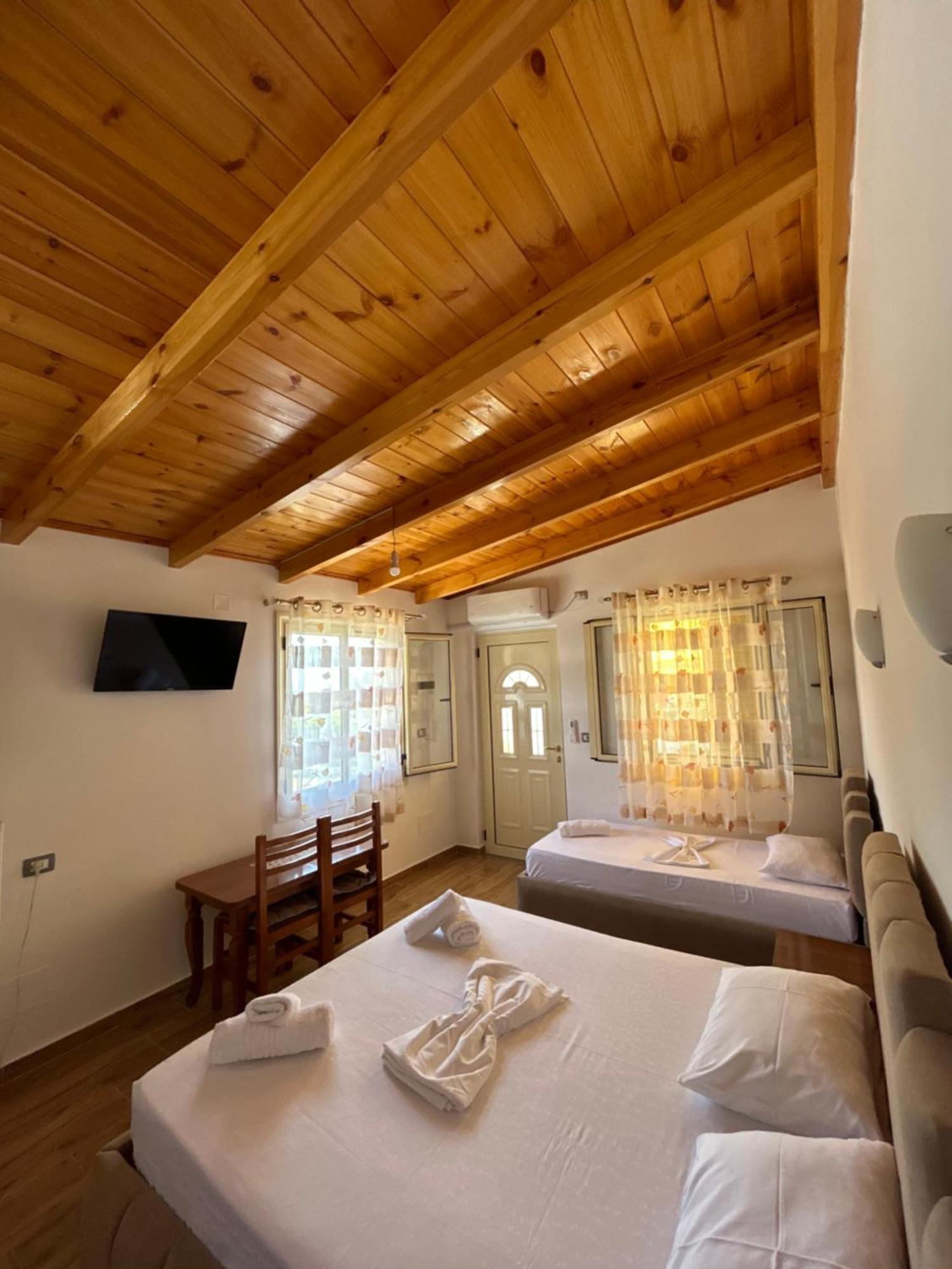 Hotel Vila Andi Zverneci Zewnętrze zdjęcie