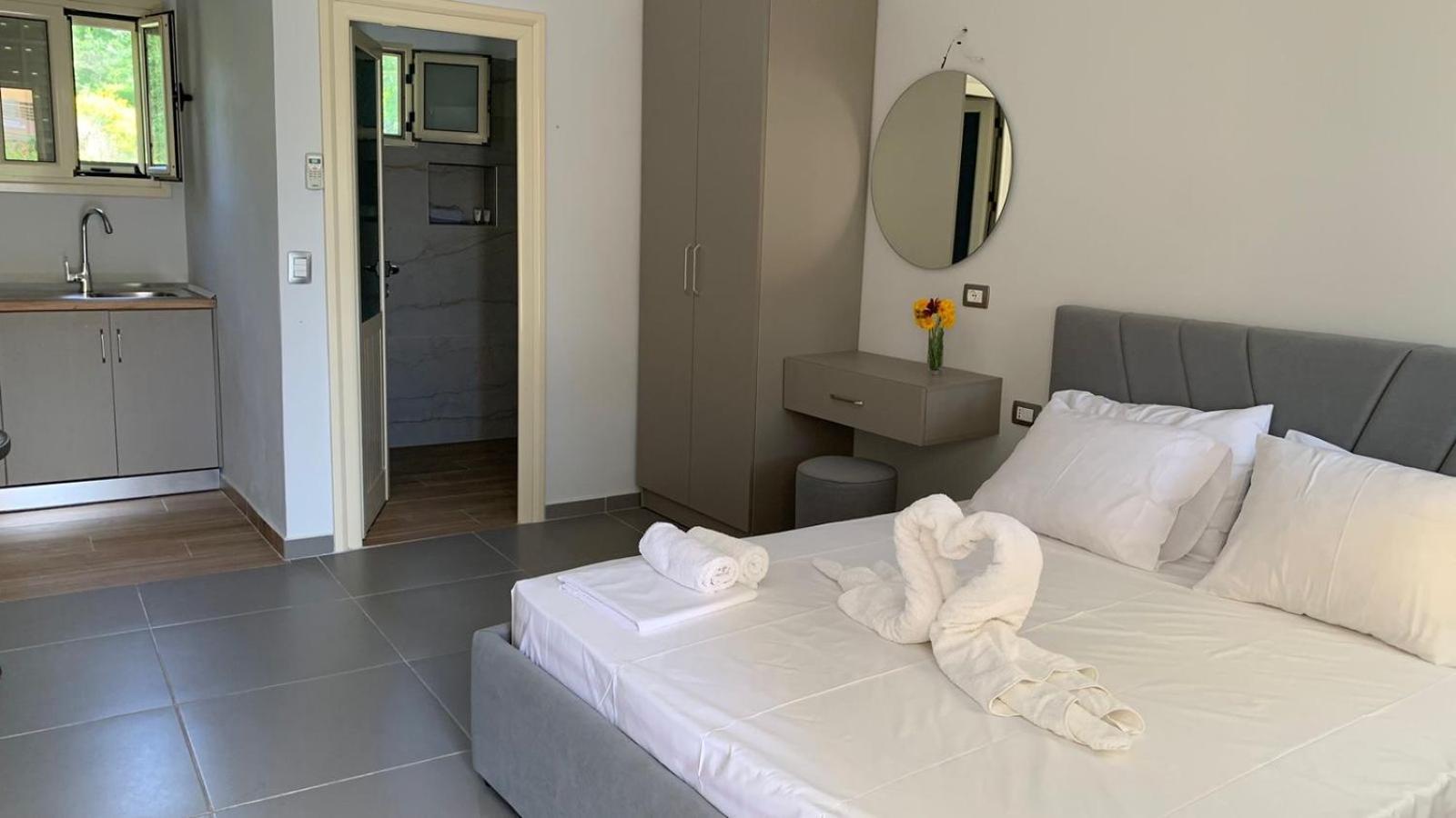 Hotel Vila Andi Zverneci Zewnętrze zdjęcie